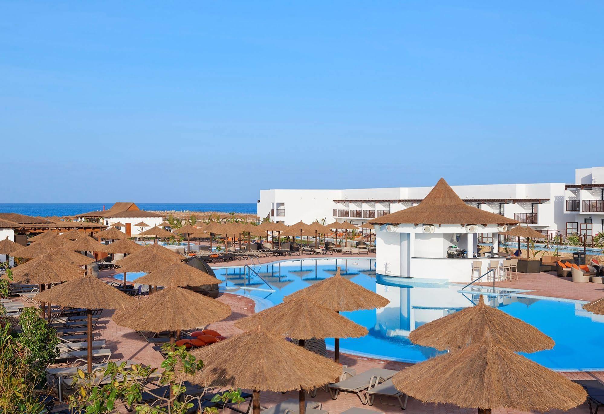 Melia Llana Beach Resort & Spa Santa Maria Ngoại thất bức ảnh